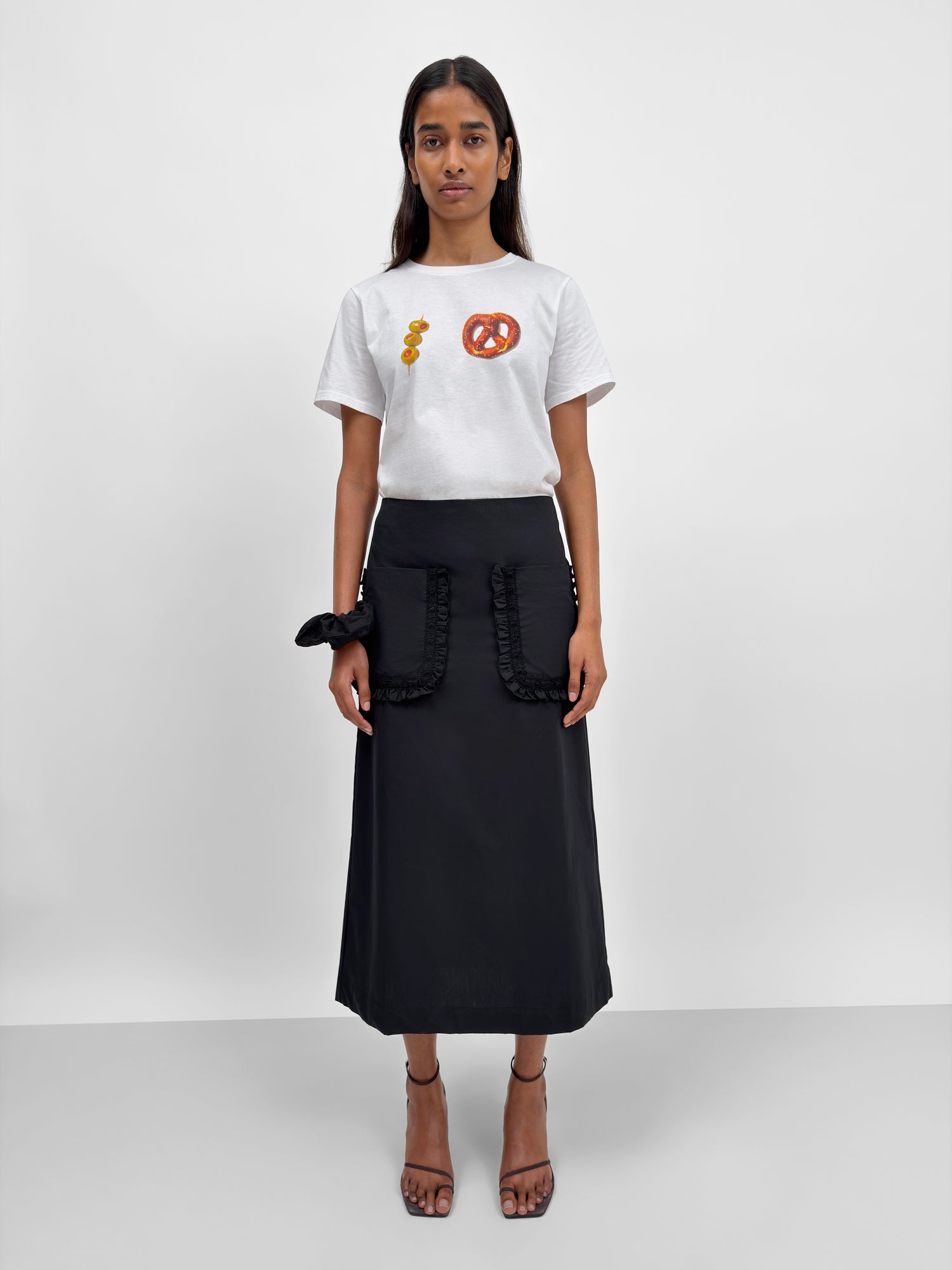 The Ulrika apron pencil skirt