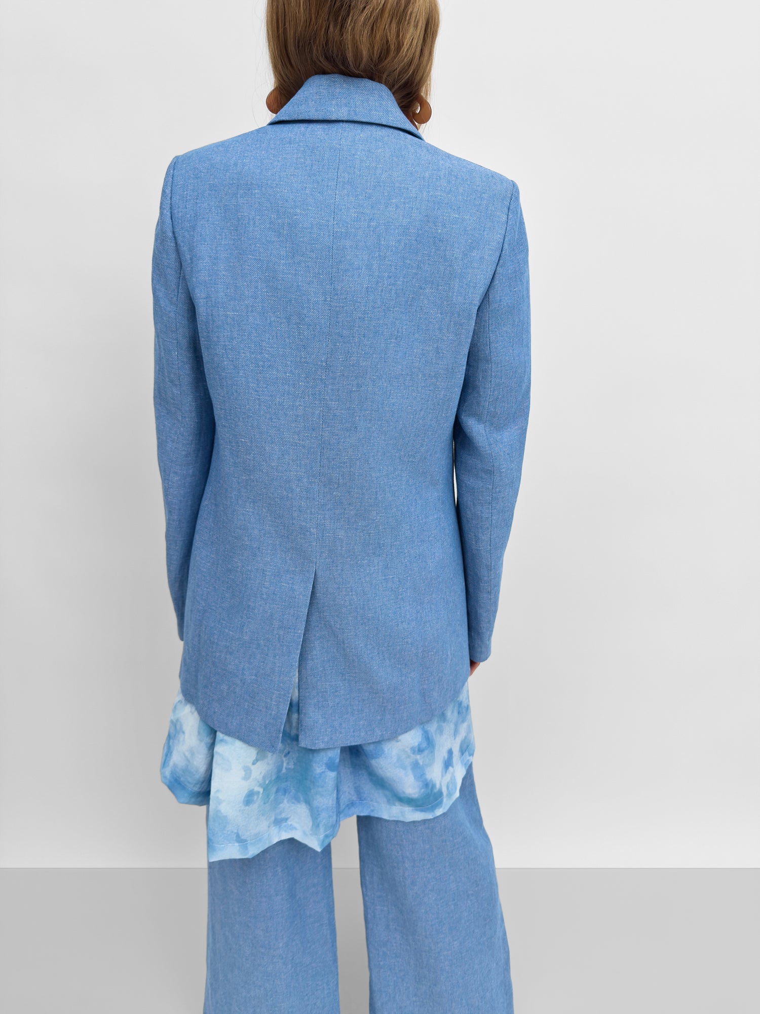 The Viola Lino workwear blazer