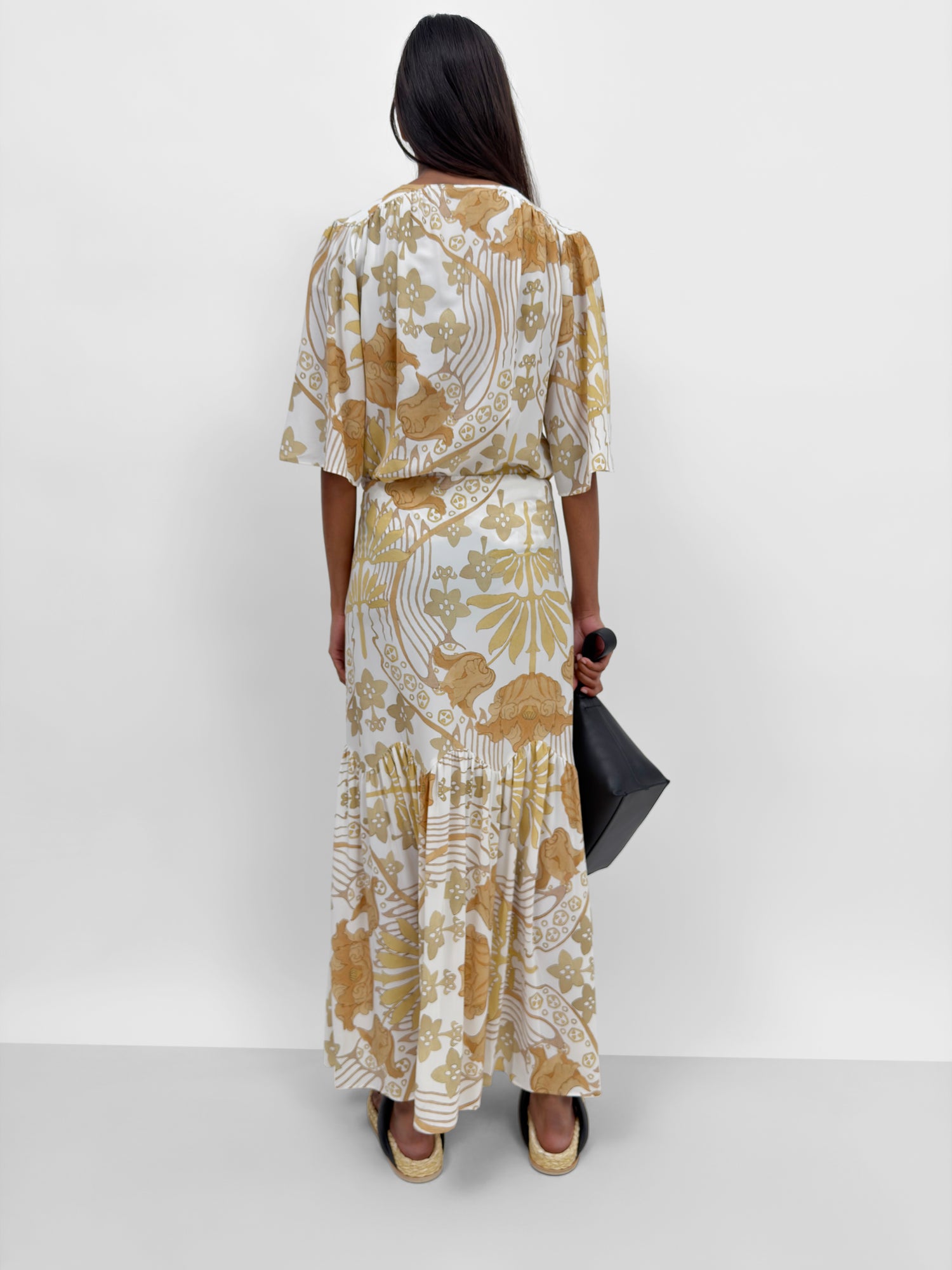 The Wiveka Tulip blouse